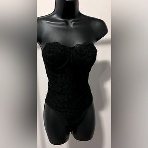FASHION NOVA  Black Lace Bodysuit Size M